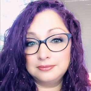 Meet your Posher, Keri